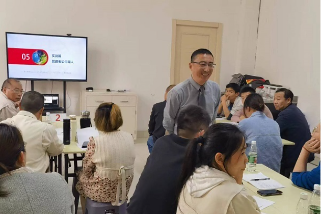 萧枫:南通课程《非人力资源经理的人力资源管理》获得学员的一致好评