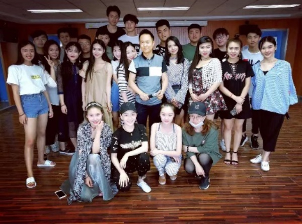 张逸阳:授课见证
